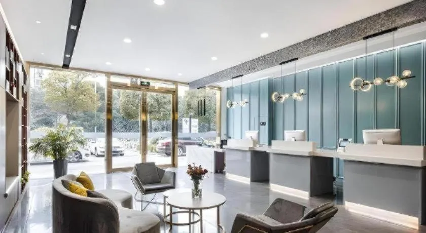 GEM Hotel Changzhou Xuejia'aoyuan North High-Speed Railway Station