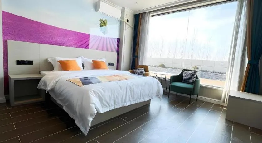 Bed in Shell Hotel Huai'an Zhuqiao Industrial Park