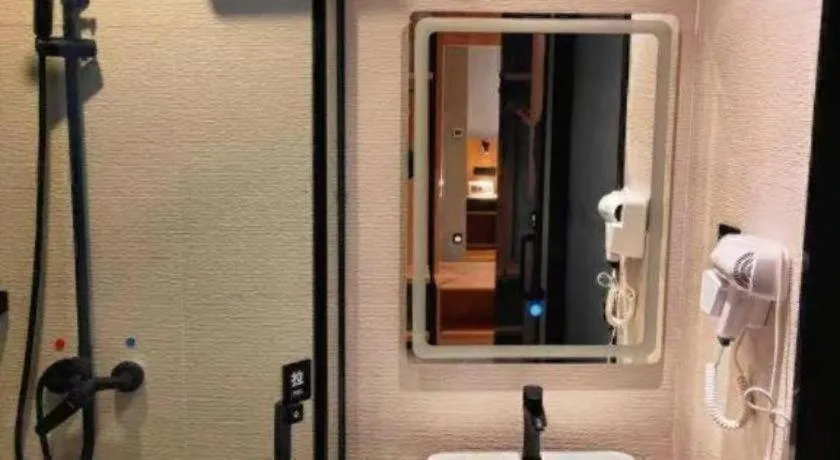 Green Tree Inn Express Anhui Bozhou Mengcheng County Chengnan New District