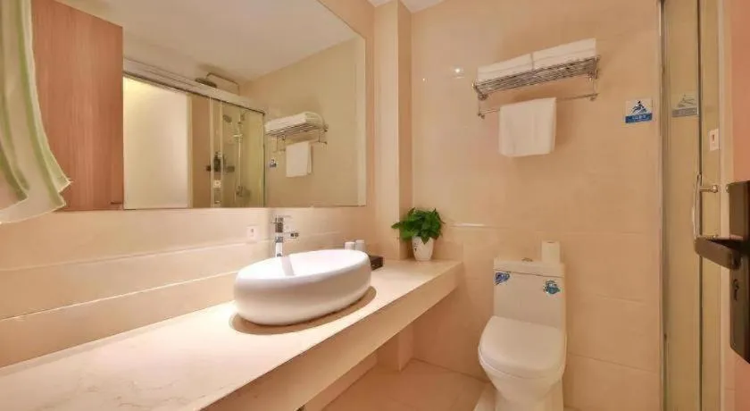 Green Tree Inn Express Zhejiang Zhoushan Xincheng Zheda