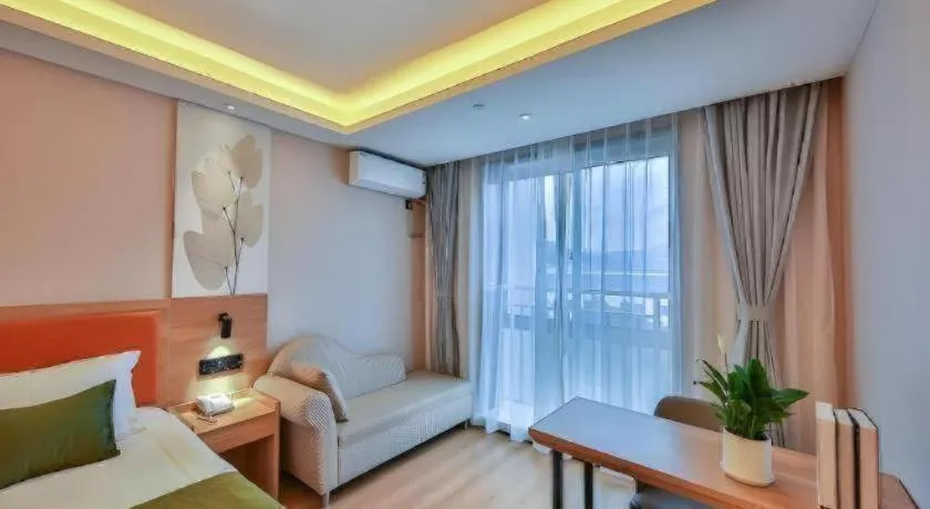 Green Tree Inn Express Zhejiang Zhoushan Xincheng Zheda