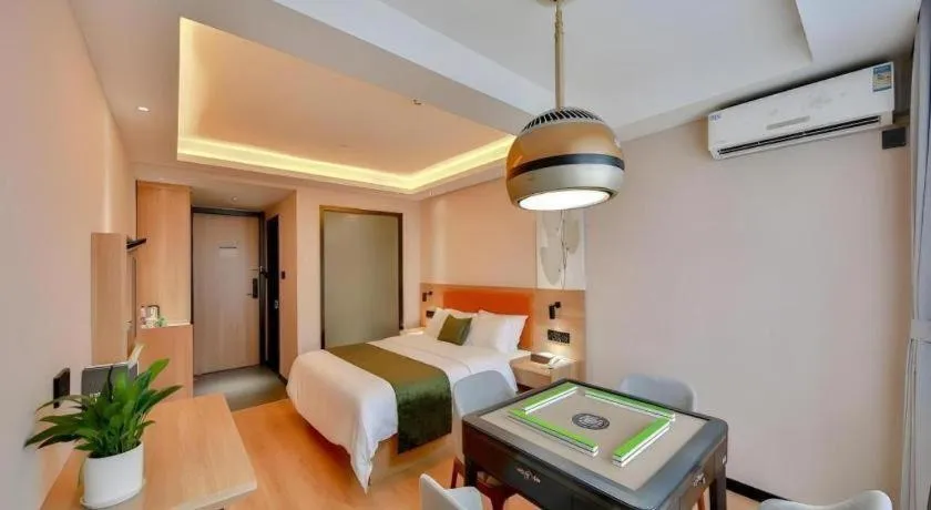 Bed in Green Tree Inn Express Zhejiang Zhoushan Xincheng Zheda