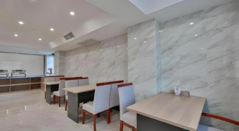 Green Tree Inn Express Zhejiang Zhoushan Xincheng Zheda