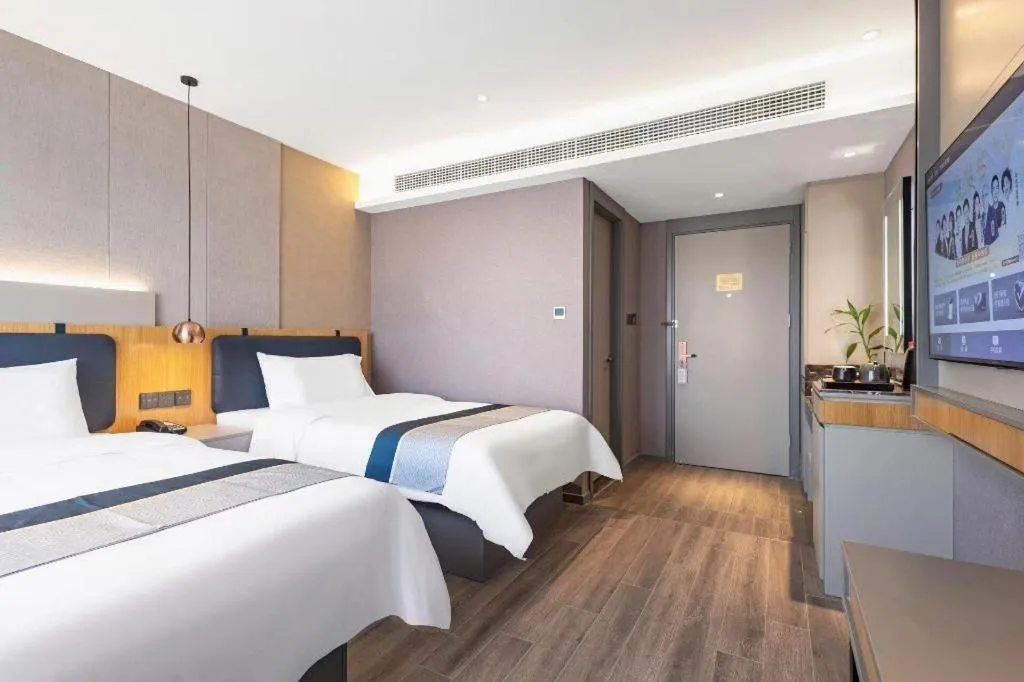 Bed in Shell Hotel Shandong Jinan Daming Lake