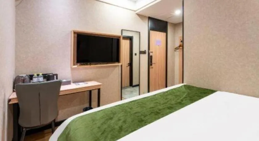 Bed in Shell Hotel Shandong Jinan Daming Lake