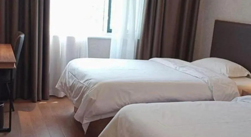 Bed in Shell Hotel Shandong Jinan Daming Lake