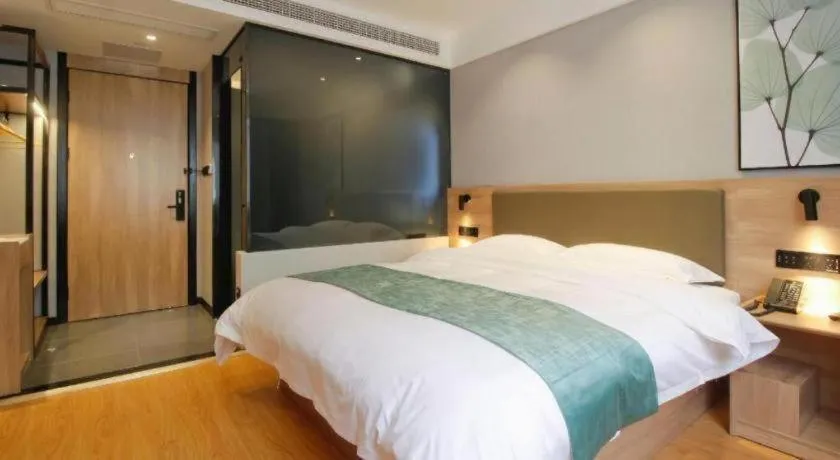 Bed in Green Tree Inn Anhui Hefei Binhu Zhuyuan Metro Station Dali Road