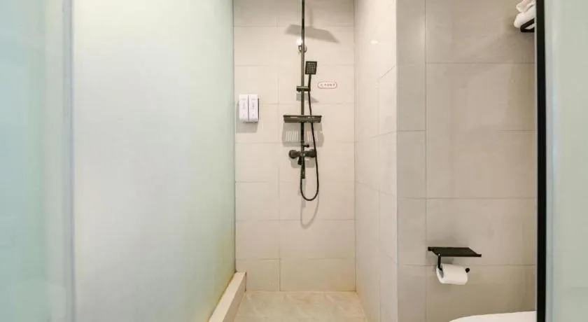 Shell Hotel Bozhou Lixin County Passenger Center