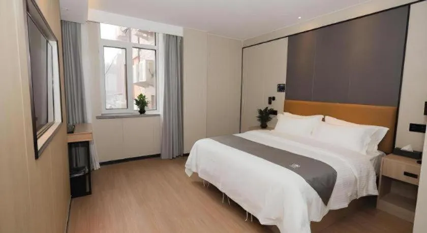 Bed in Green Tree Inn Express Tangshan Kaiping District Government