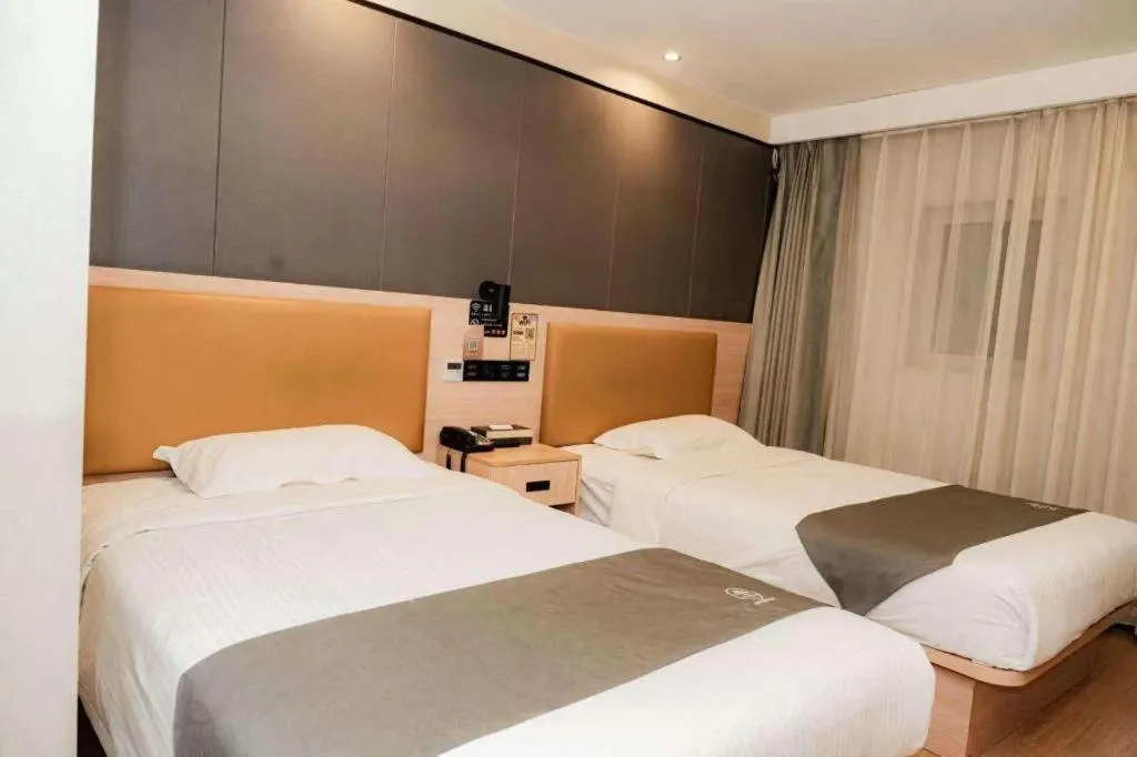 Bed in Green Tree Inn Express Tangshan Kaiping District Government