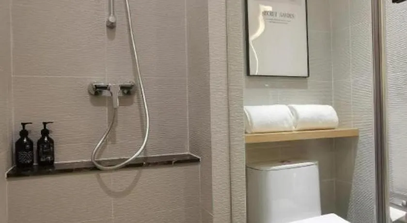 Green Tree Inn Xuzhou Tongshan Wanda Plaza Yuquanhe Metro Station