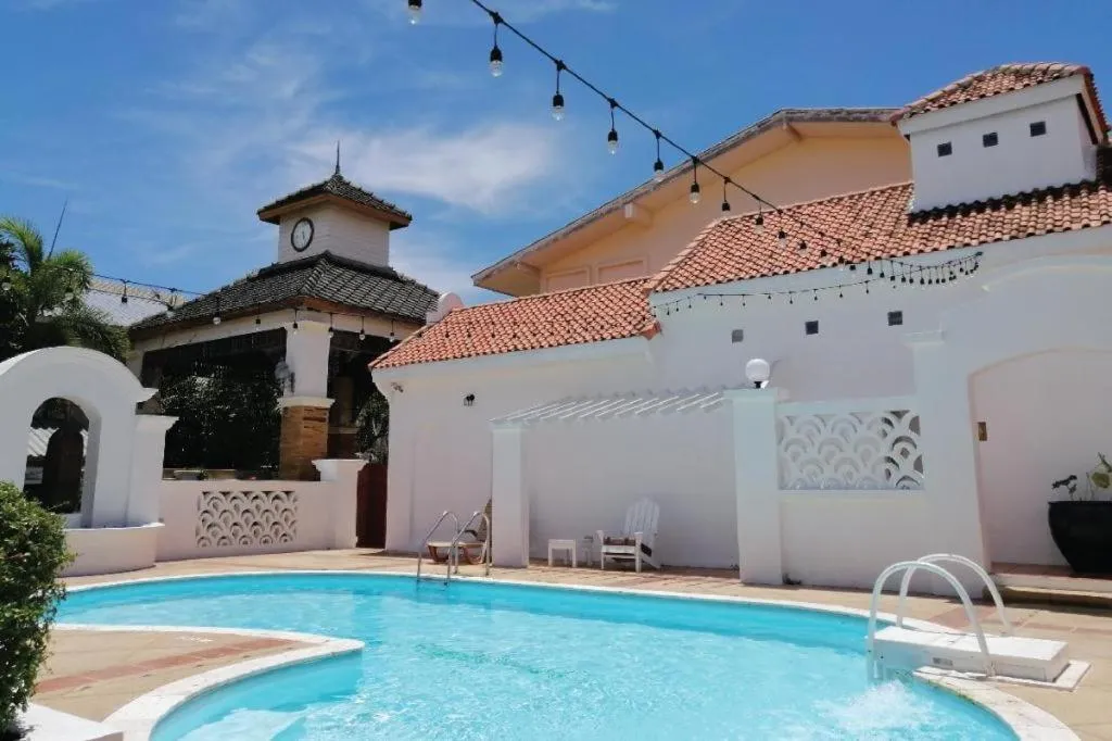 Villa Centro Hua Hin