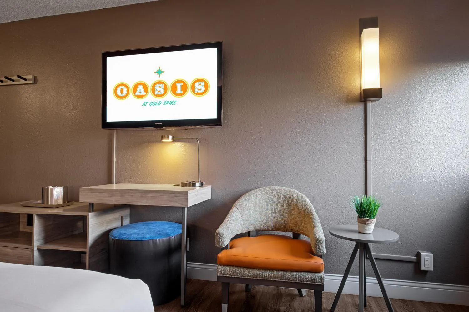 TV and multimedia, Bed in Oasis at Gold Spike