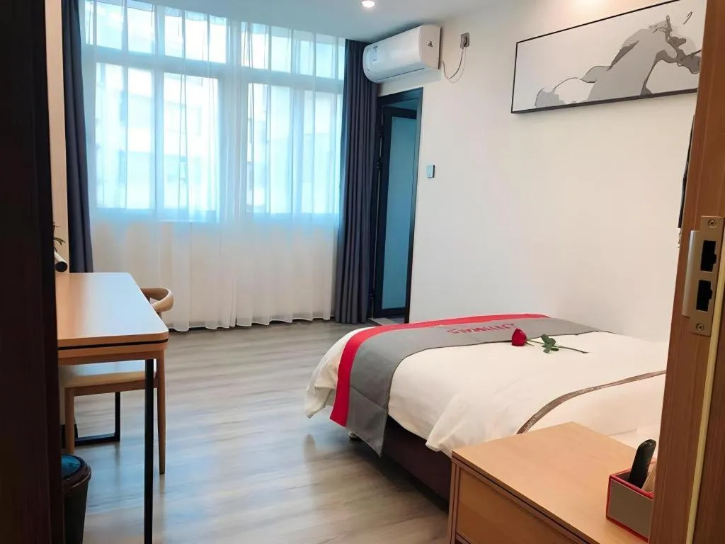 Bed in Jun Hotel Guangdong Zhanjiang Xiashan South Railway Station