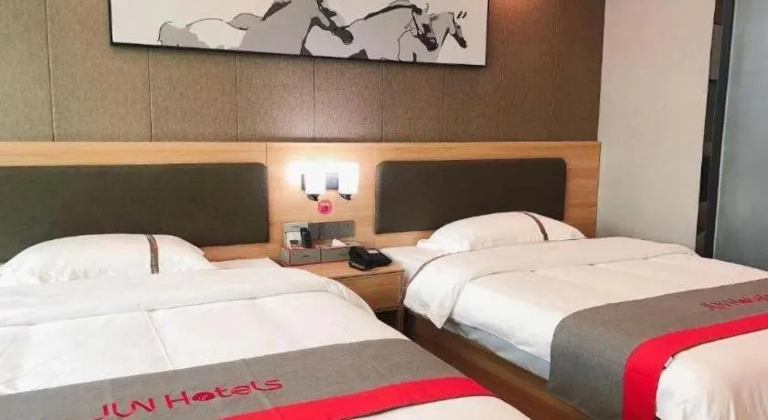 Bed in Jun Hotel Guangdong Zhanjiang Xiashan South Railway Station