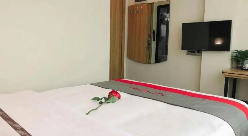 Bed in Jun Hotel Guangdong Zhanjiang Xiashan South Railway Station
