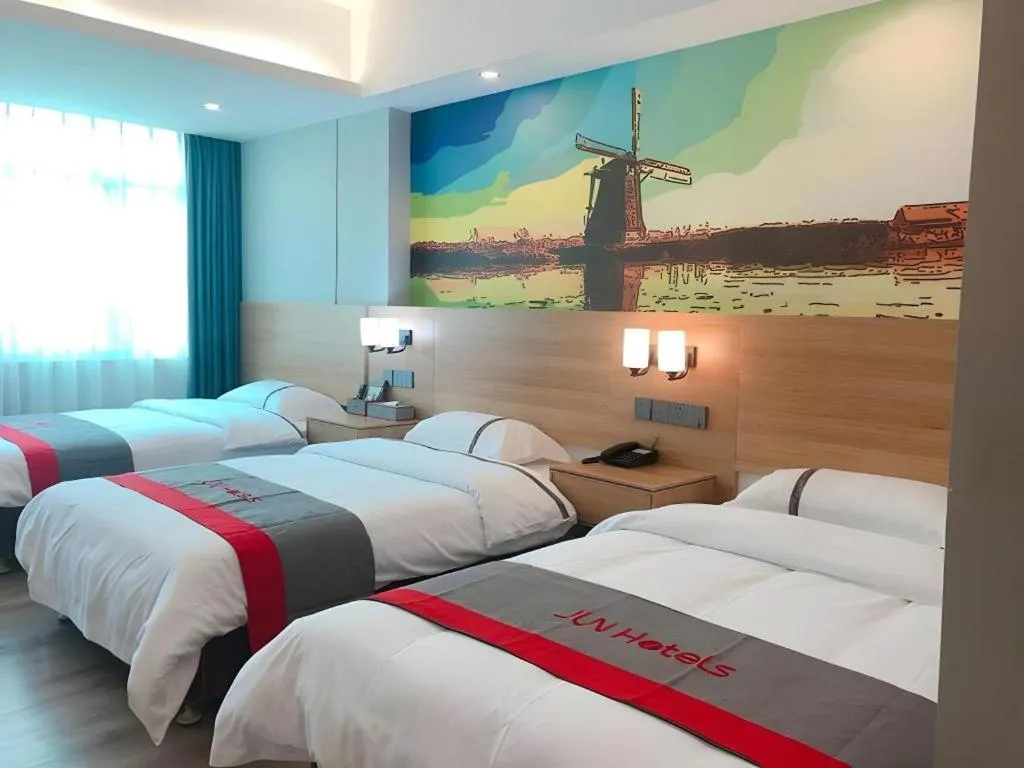 Bed in Jun Hotel Guangdong Zhanjiang Xiashan South Railway Station