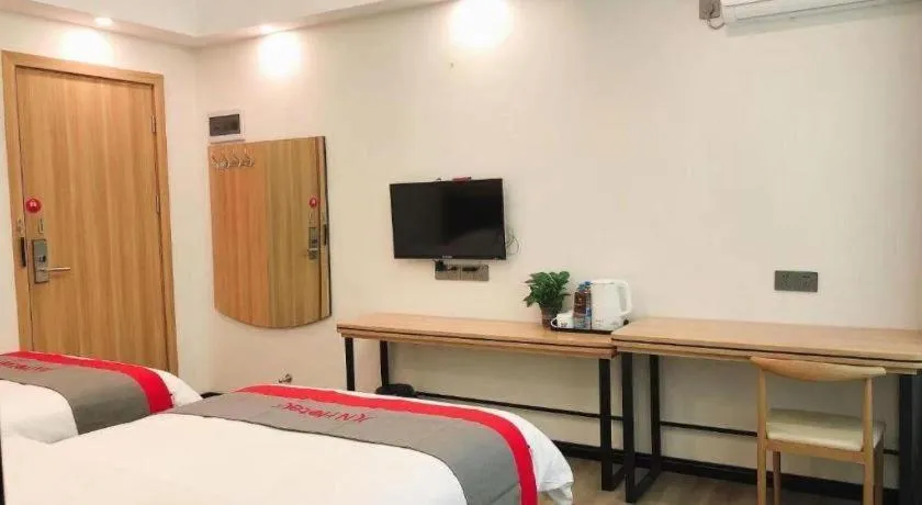 Jun Hotel Guangdong Zhanjiang Xiashan South Railway Station