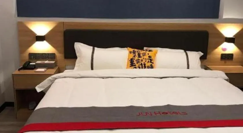 Bed in Jun Hotel Guangdong Zhanjiang Xiashan South Railway Station