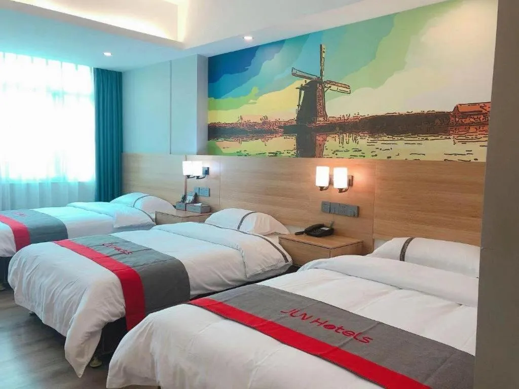 Bed in Jun Hotel Guangdong Zhanjiang Xiashan South Railway Station