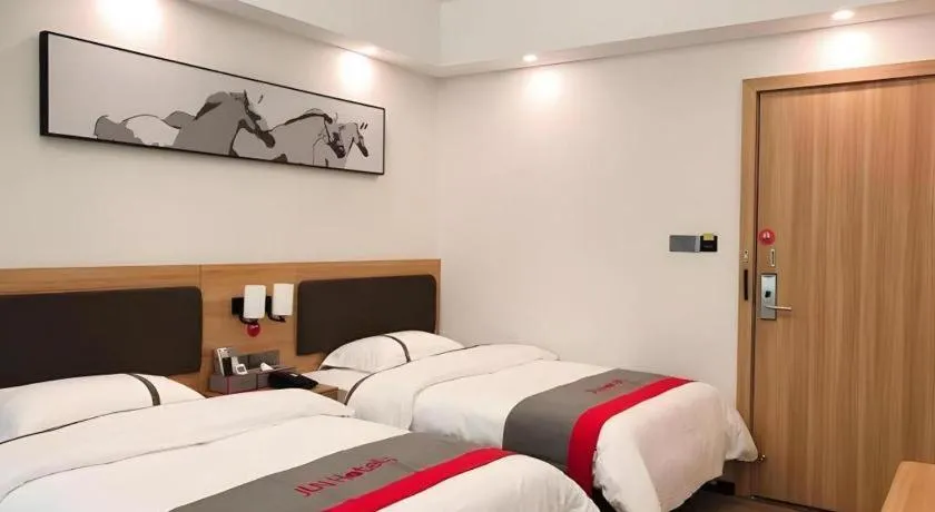 Bed in Jun Hotel Guangdong Zhanjiang Xiashan South Railway Station