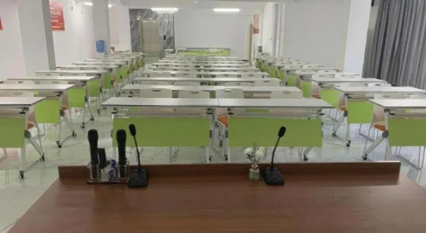 MIDI Hotel Guangdong Chaozhou Xiangqiao District Hanshan Teachers College