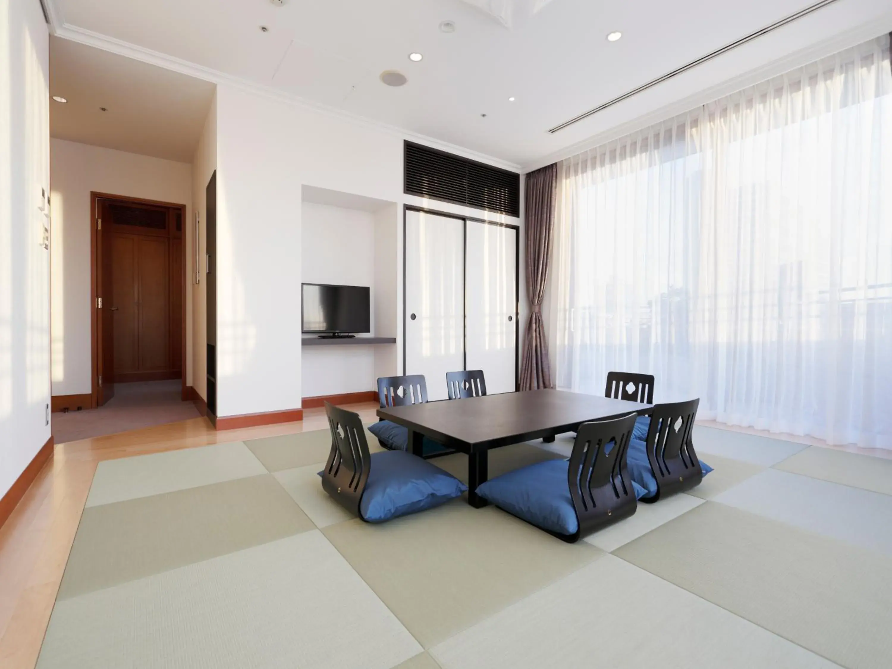 Modern Japanese-Style Premium Room - Non Smoking in Ryogoku View Hotel Modern Japanese-Style Premium Room - Non Smoking in Ryogoku View Hotel