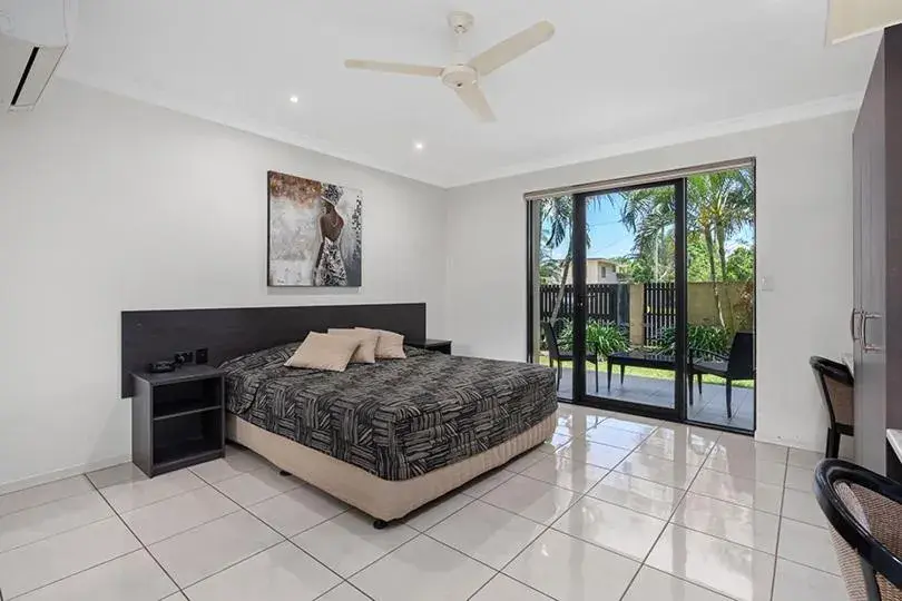 Deluxe King Studio in Western Gateway Motel and Apartments Deluxe King Studio in Western Gateway Motel and Apartments