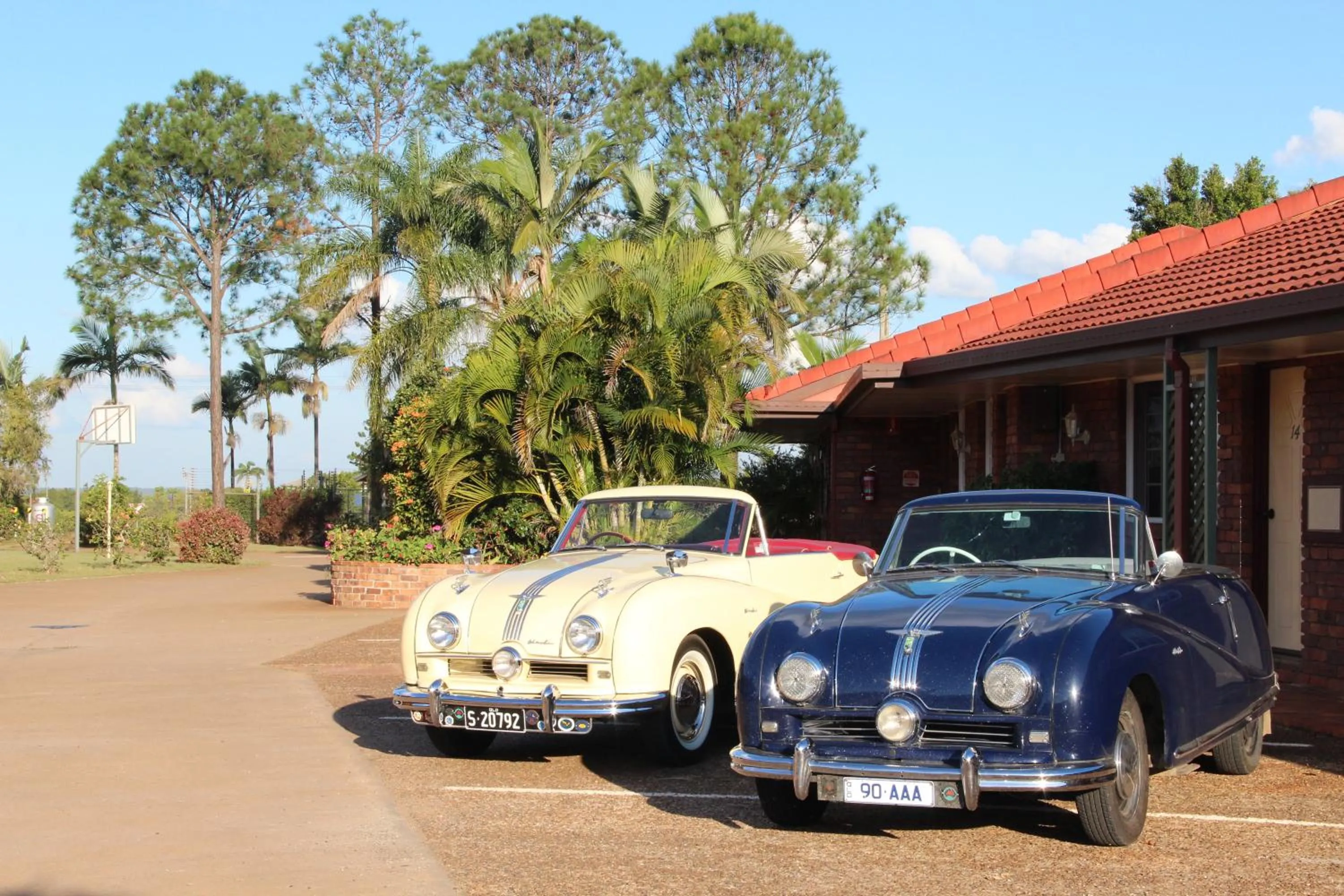 Guests in Childers Gateway Motor Inn