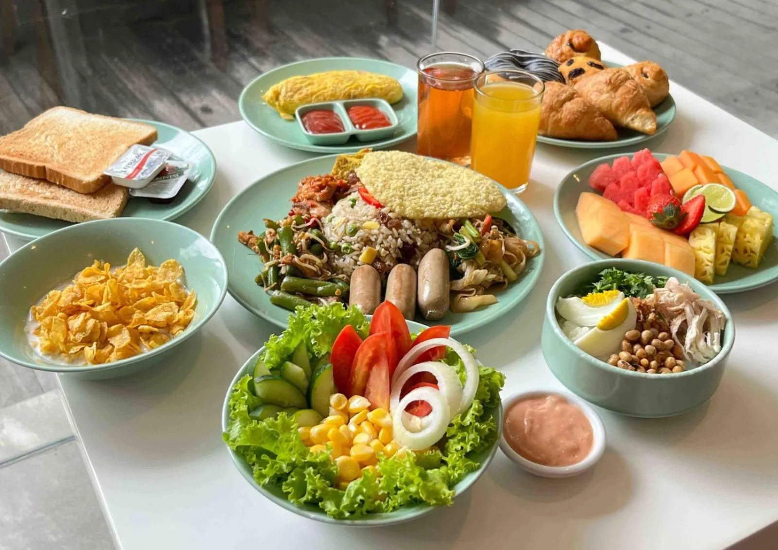 Breakfast in HARRIS Hotel Kuta Galleria