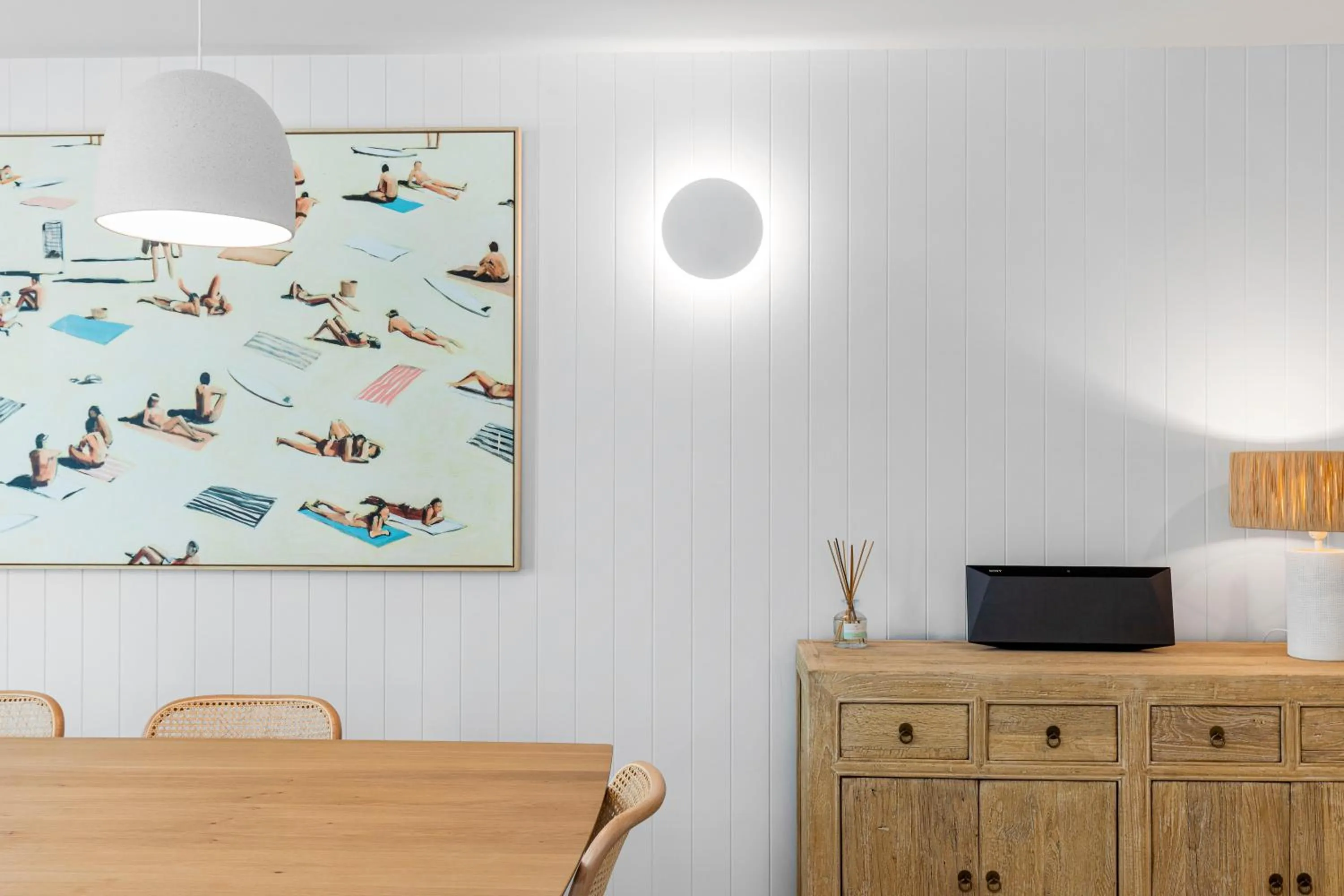 Dining area in Jacaranda Noosa