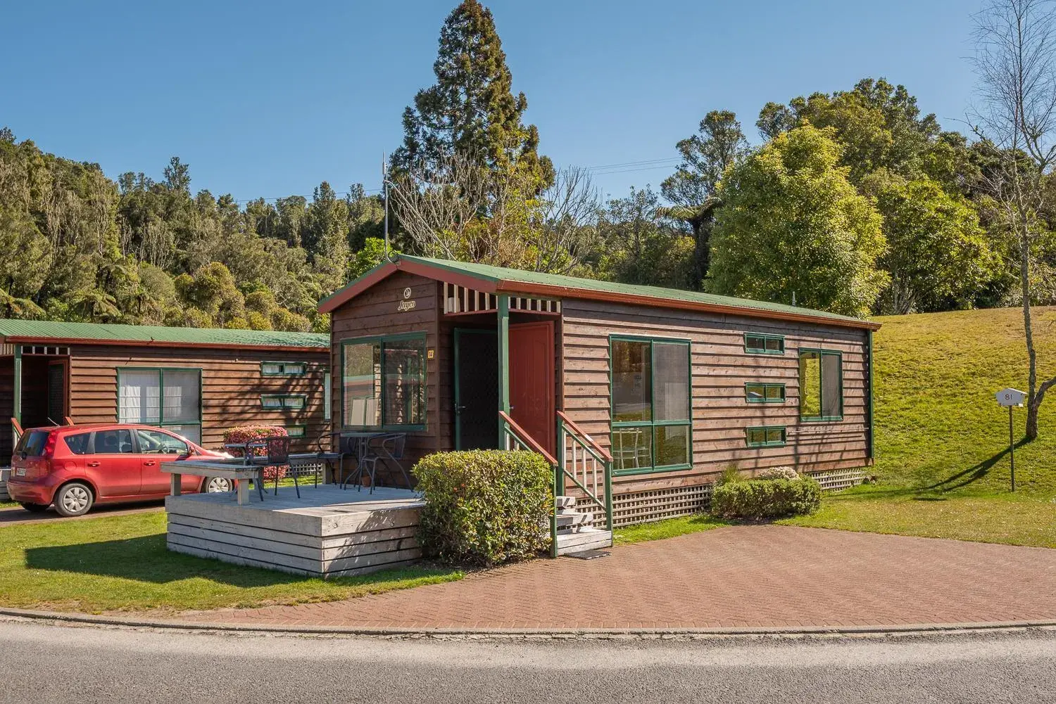 One-Bedroom Cabin with Ensuite in Blue Lake TOP 10 Holiday Park One-Bedroom Cabin with Ensuite in Blue Lake TOP 10 Holiday Park