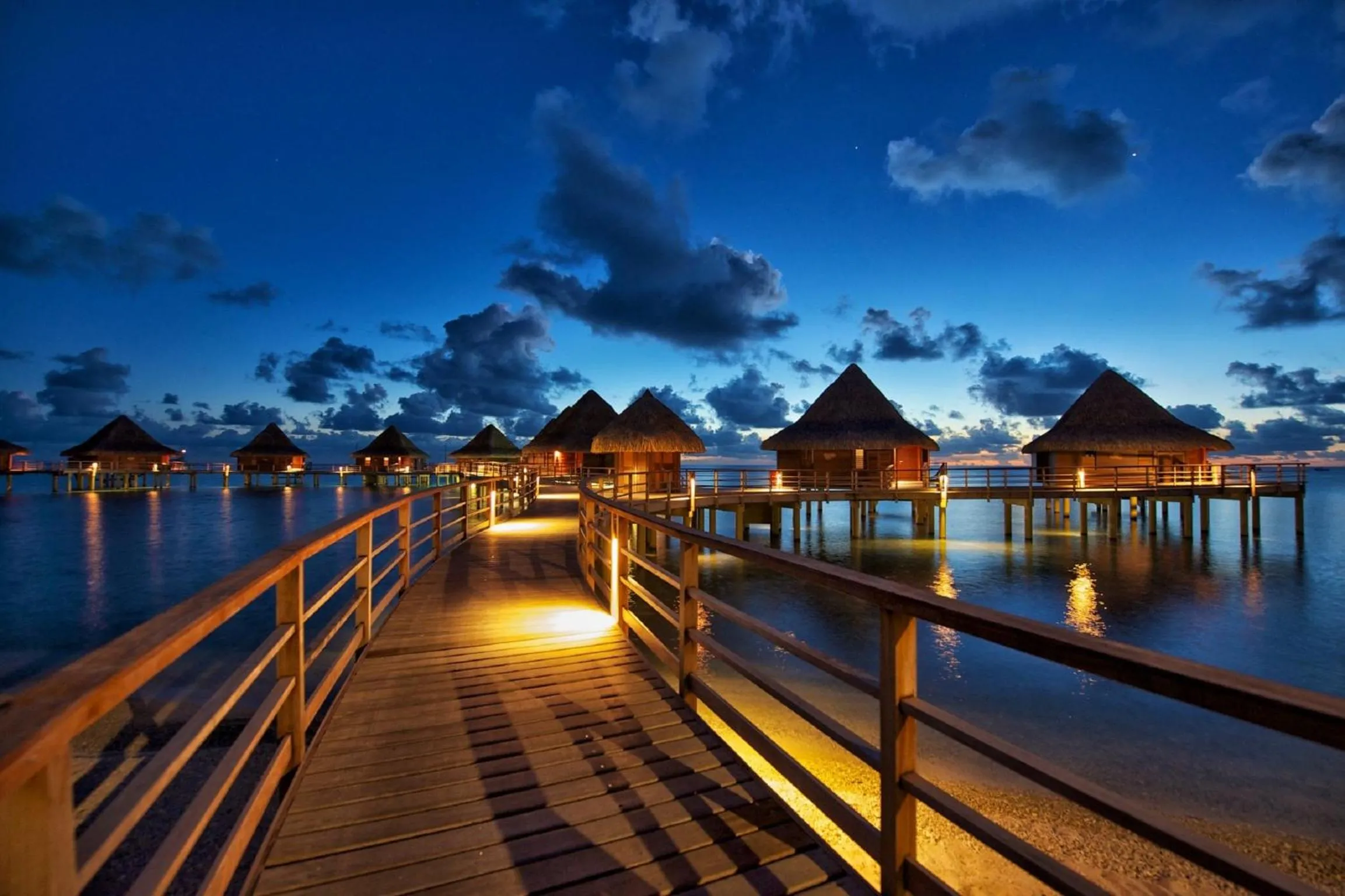 Night in Hotel Kia Ora Resort & Spa