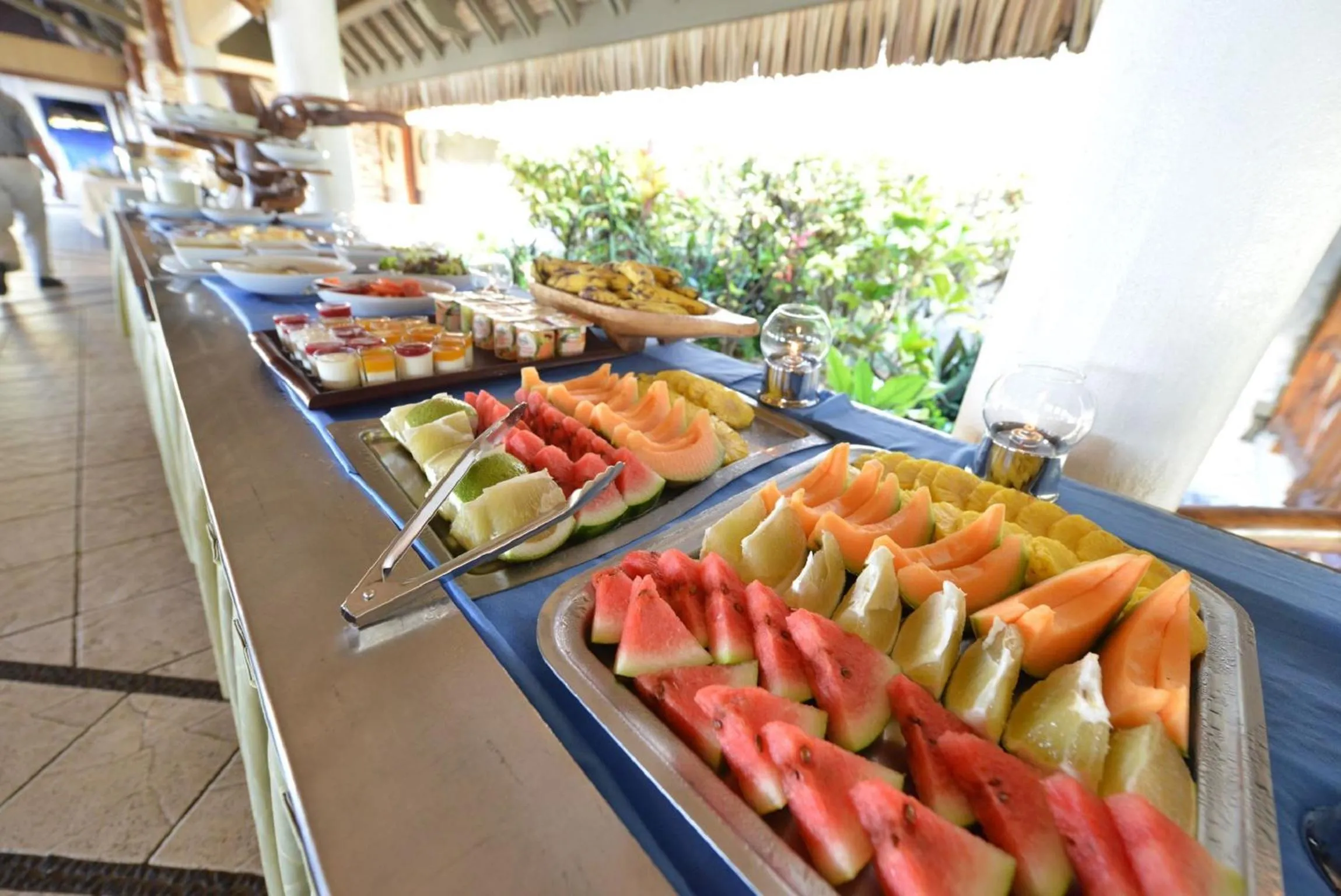 Buffet breakfast in Hotel Kia Ora Resort & Spa