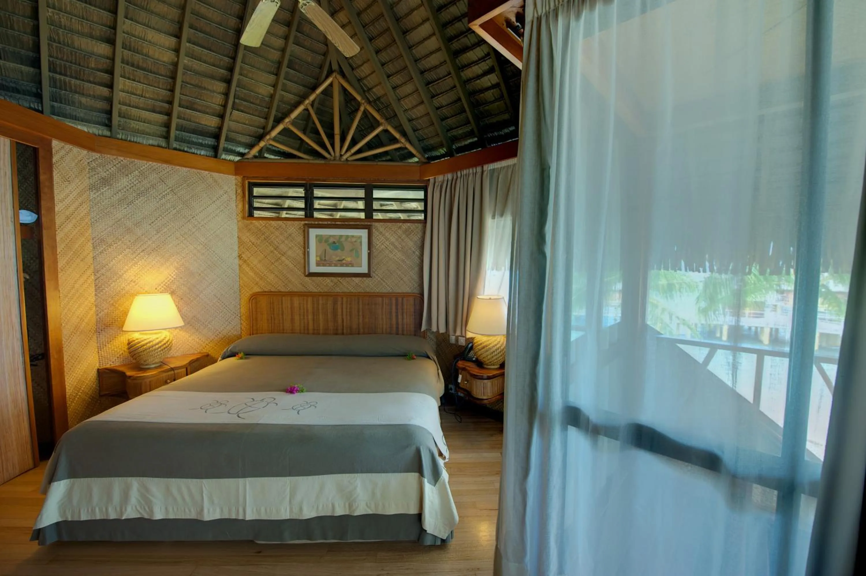 Bedroom, Bed in Hotel Kia Ora Resort & Spa