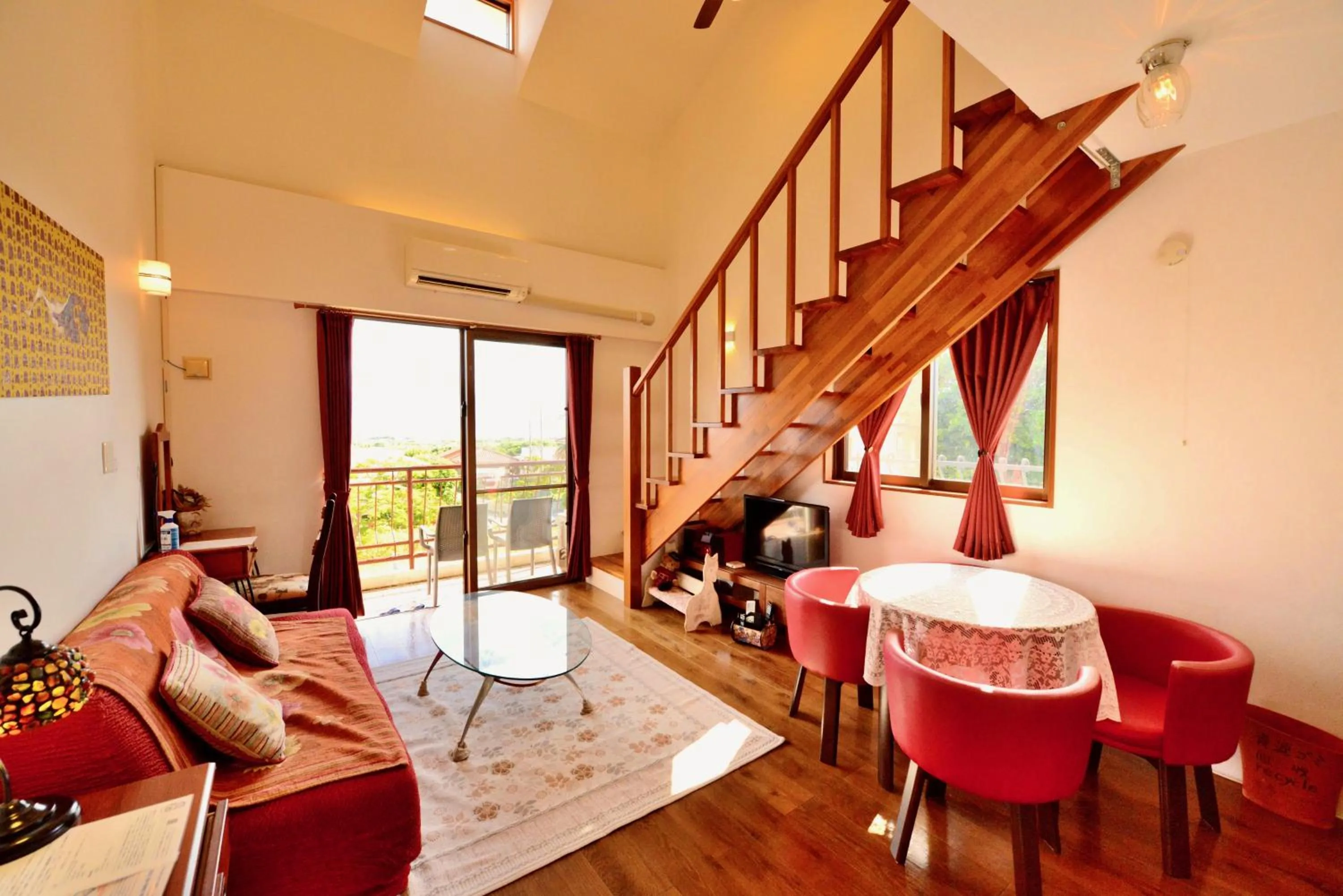 Photo of the whole room in Oceanview Yui