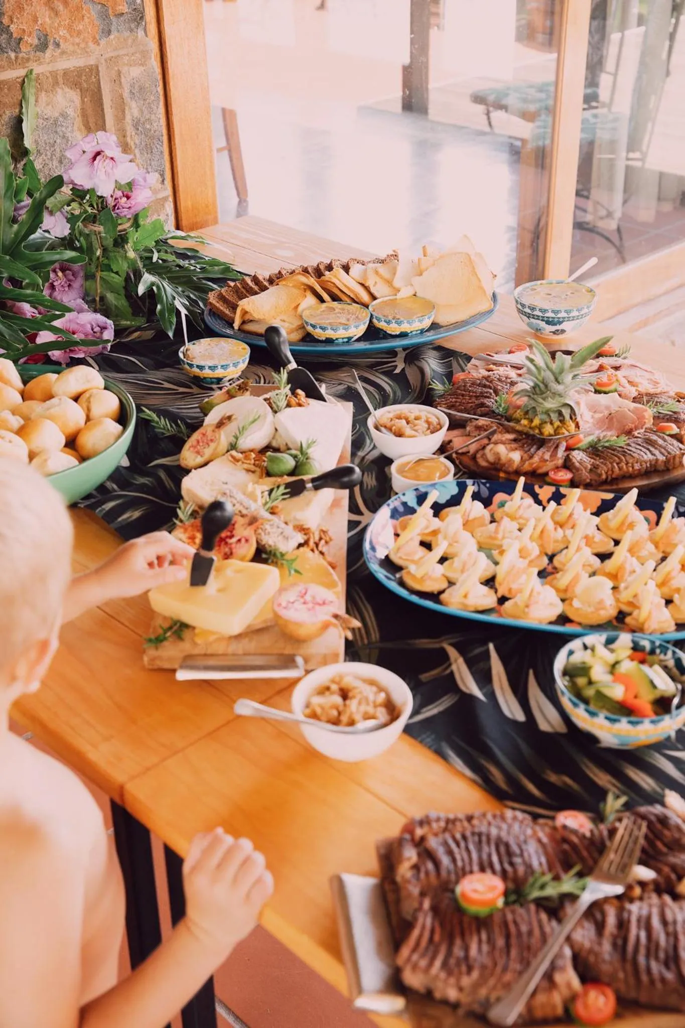 Restaurant/places to eat in Spion Kop Lodge