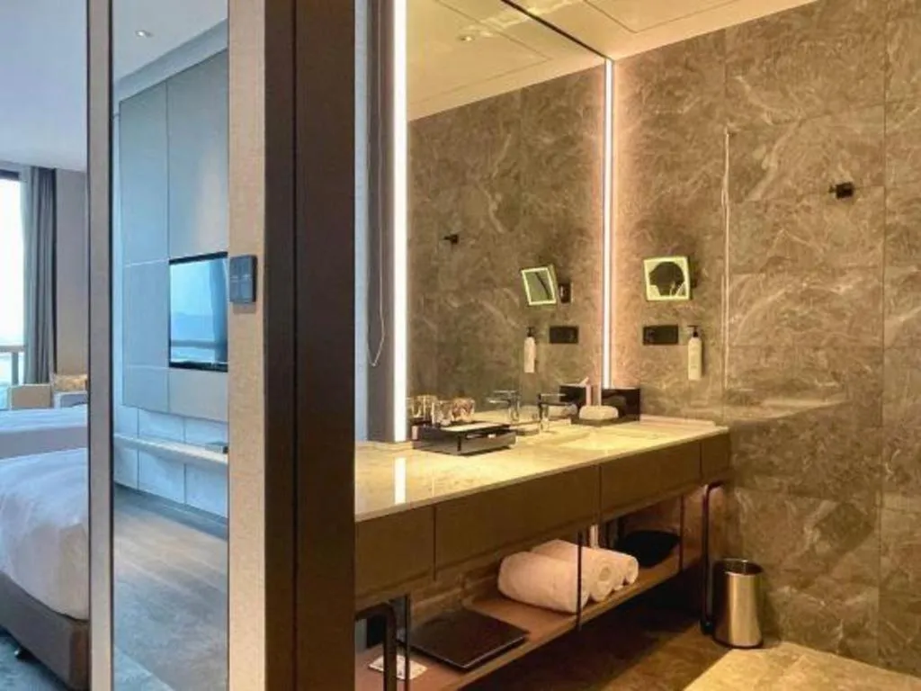 Bed in Steigenberger Hotel SUNAC Jinan