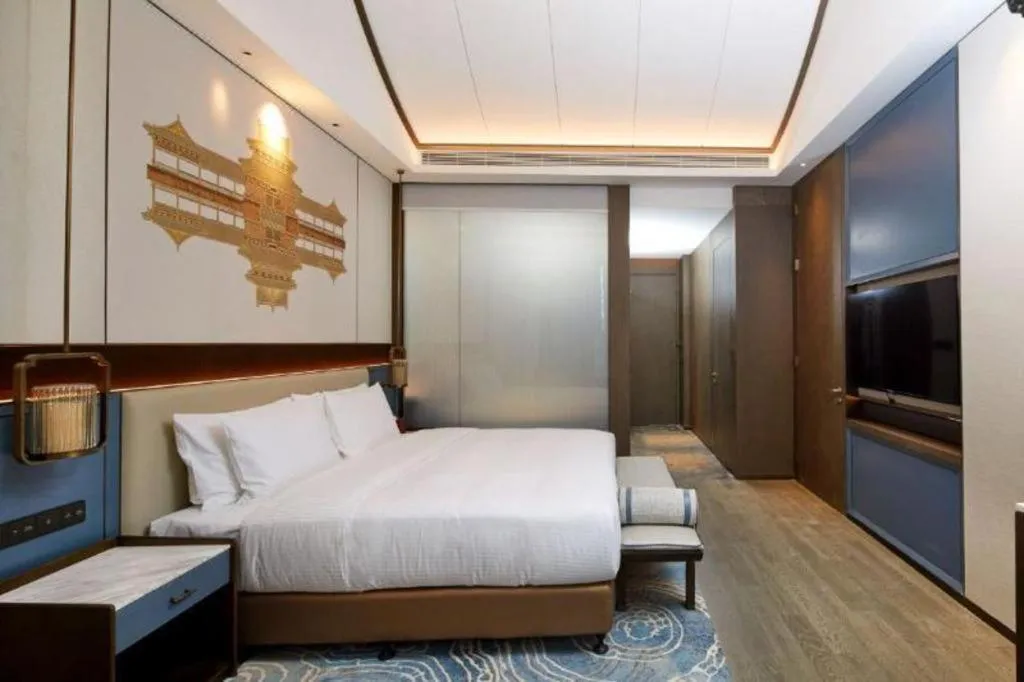 Bed in Steigenberger Hotel SUNAC Jinan