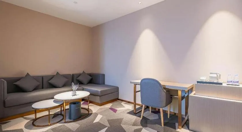 Lavande Hotel Tianjin Huayuan