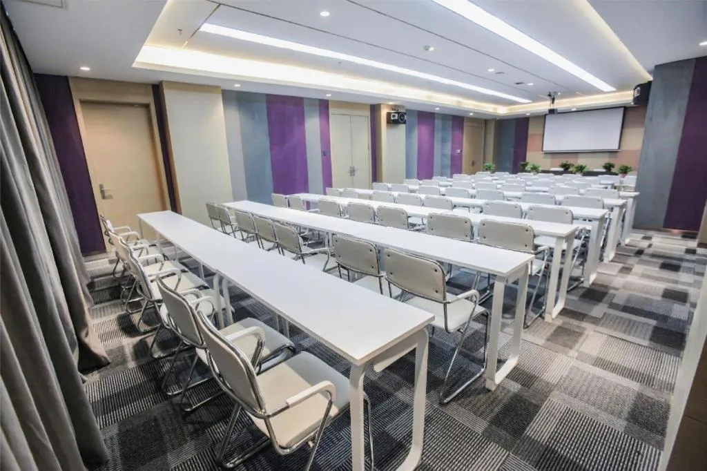 Lavande Hotel Shenyang Middle Street Walking Street Metro Station