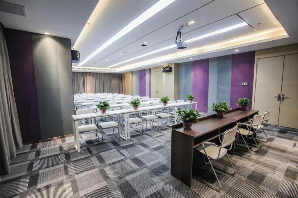 Lavande Hotel Shenyang Middle Street Walking Street Metro Station