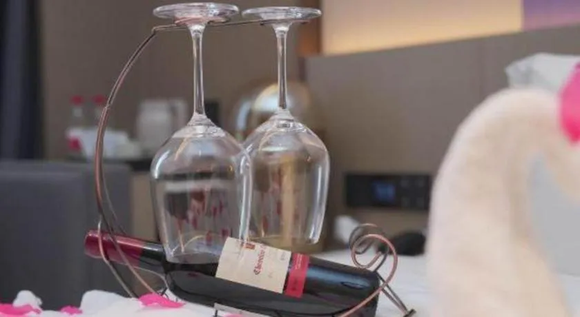 Bed in Lavande Hotel Shanghai Jing'an Shibei Gaoxin