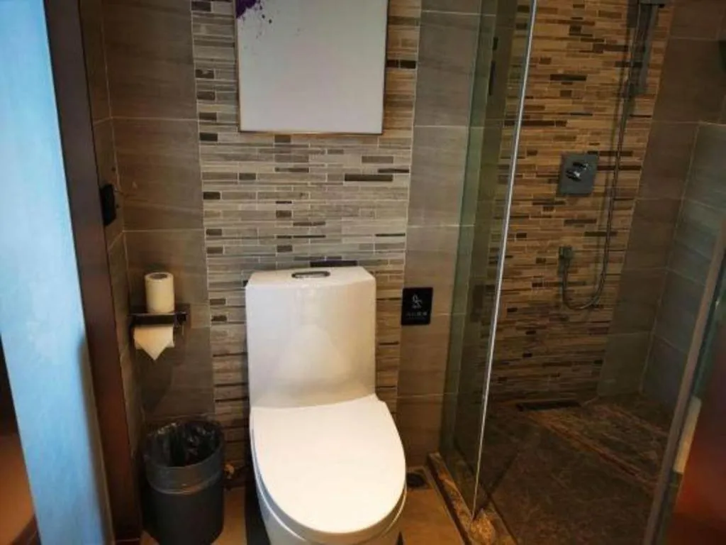 Lavande Hotel Shanghai Jing'an Shibei Gaoxin