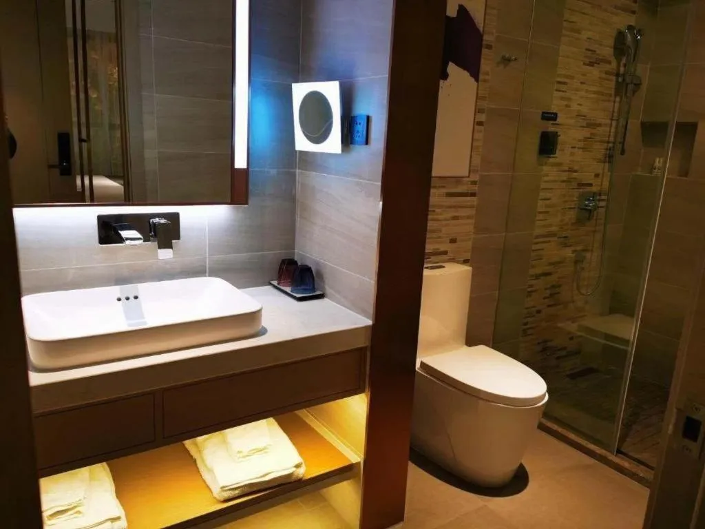 Lavande Hotel Shanghai Jing'an Shibei Gaoxin