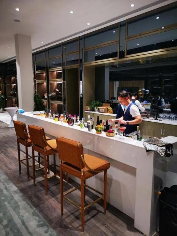 Lavande Hotel Shanghai Jing'an Shibei Gaoxin