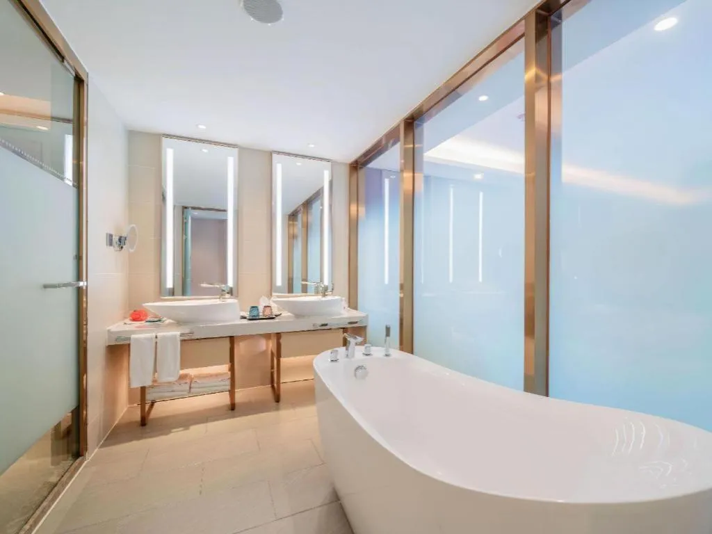 Lavande Hotel Shaoguan Bainian East Street Fengcai Building