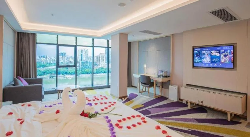 Bed in Lavande Hotel Shaoguan Bainian East Street Fengcai Building