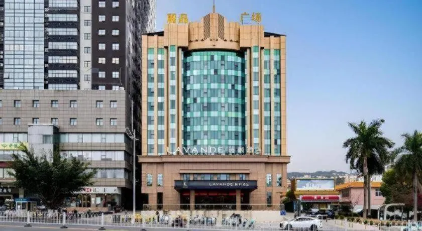 Lavande Hotel Shaoguan Bainian East Street Fengcai Building