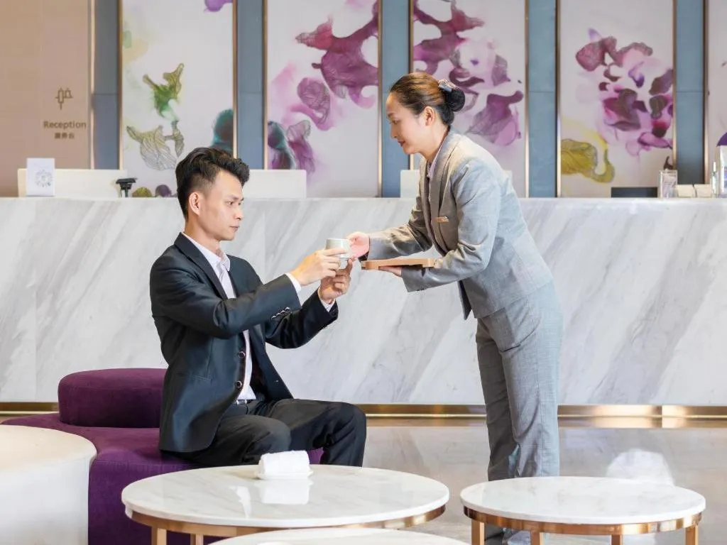 Lavande Hotel Shaoguan Bainian East Street Fengcai Building